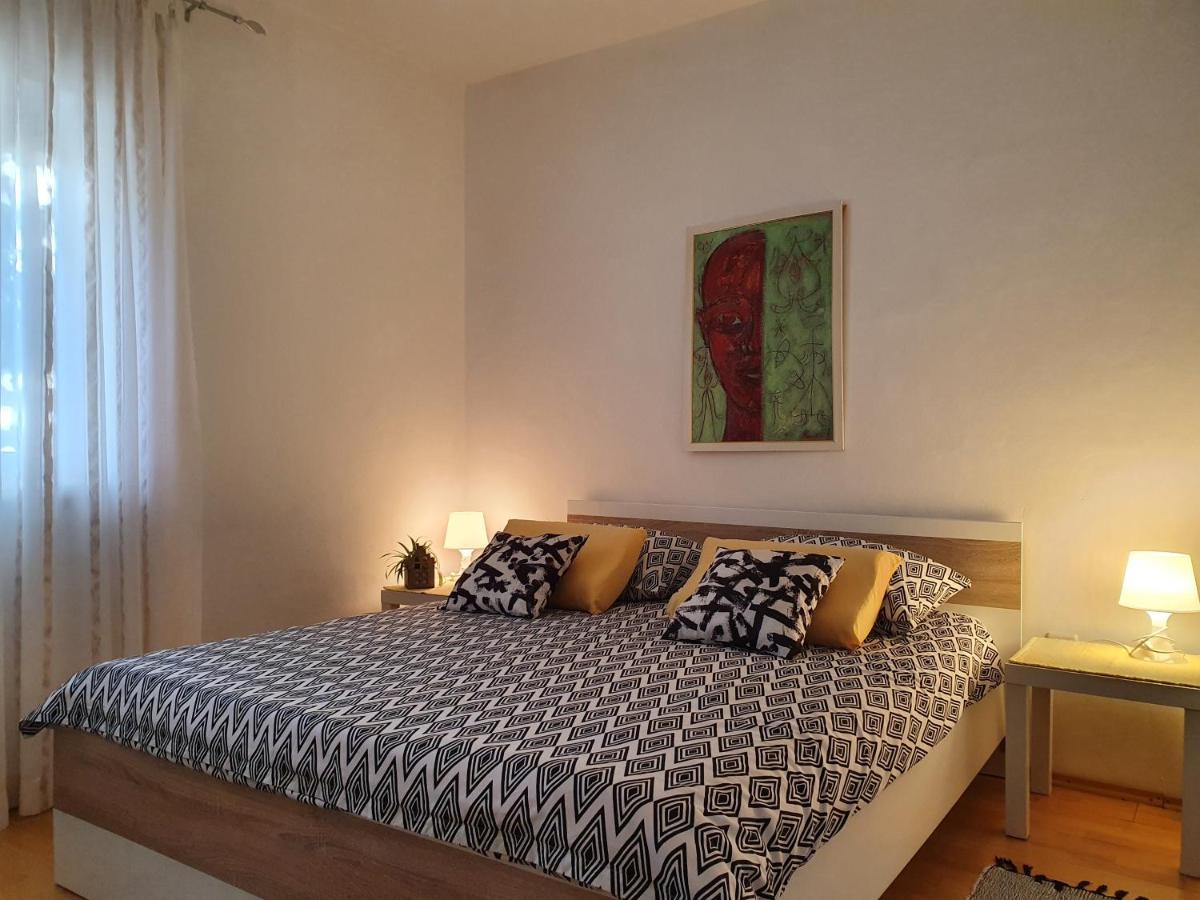 Apartments Dora Crikvenica Eksteriør billede
