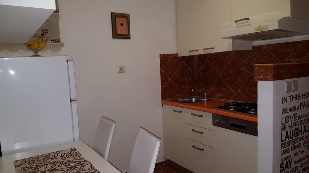 Apartments Dora Crikvenica Eksteriør billede