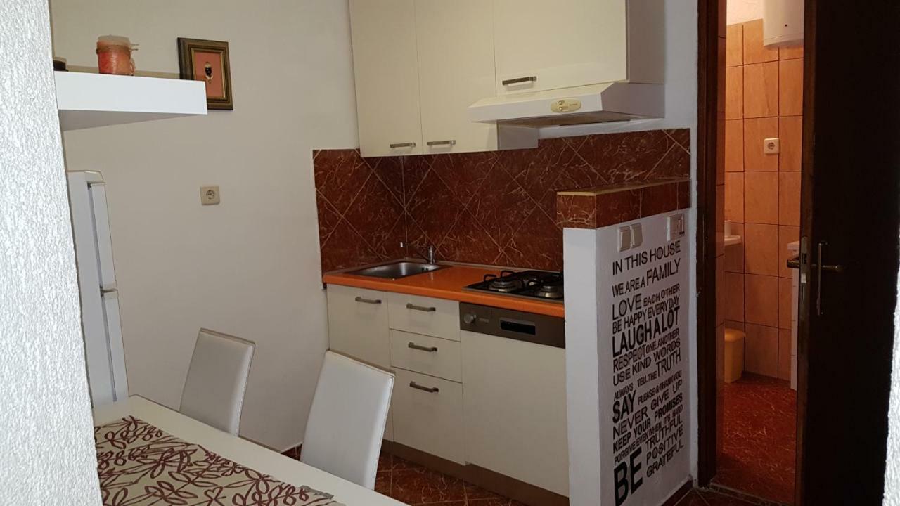 Apartments Dora Crikvenica Eksteriør billede