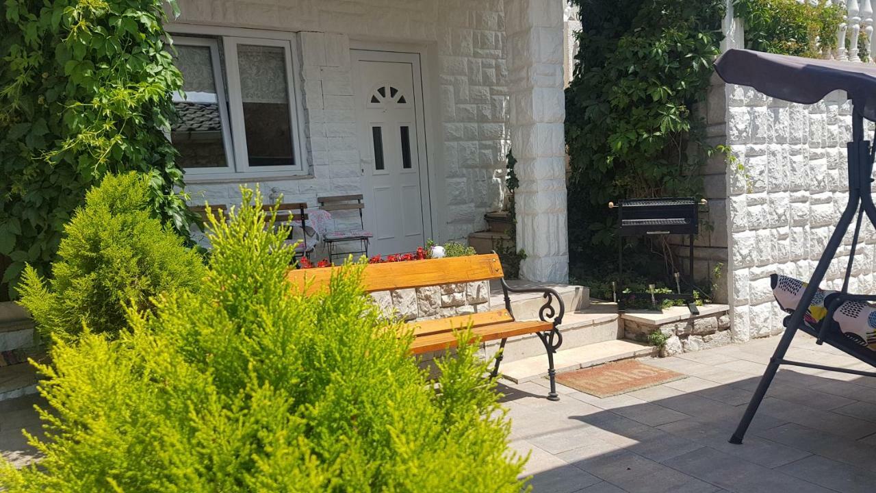 Apartments Dora Crikvenica Eksteriør billede